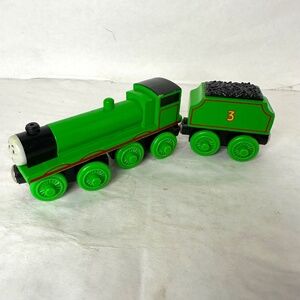 Thomas the Tank Engine (2001) Wooden Engine Henry and Tender Vintage